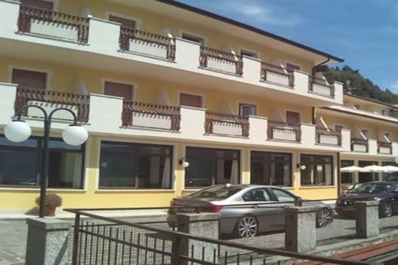 Hotel Residence La Rotonda Tignale Esterno foto