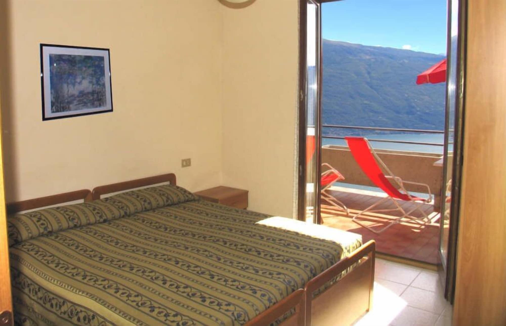Hotel Residence La Rotonda Tignale Esterno foto
