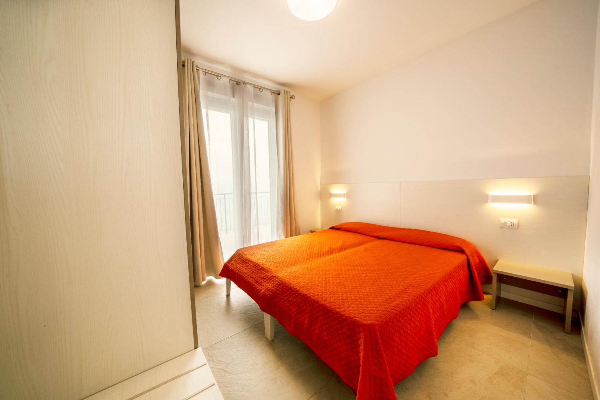Hotel Residence La Rotonda Tignale Esterno foto