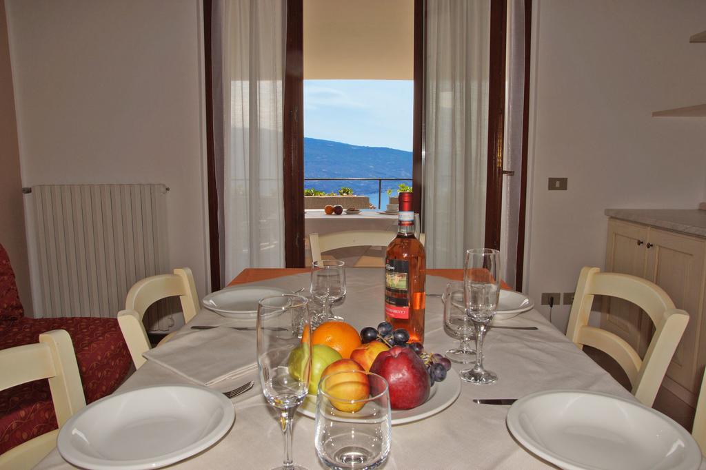 Hotel Residence La Rotonda Tignale Esterno foto